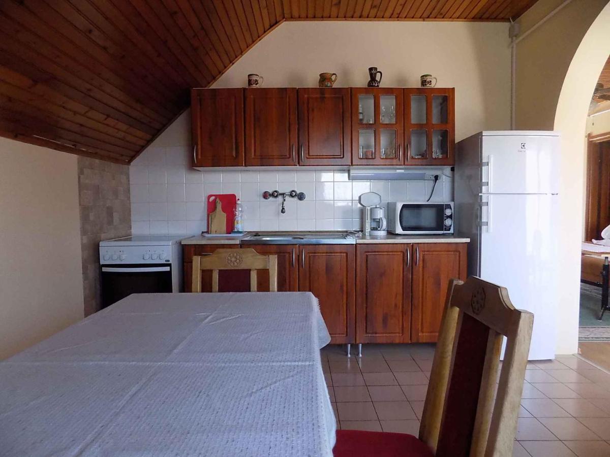 Three-Bedroom Apartment in Gyenesdias I Exterior foto