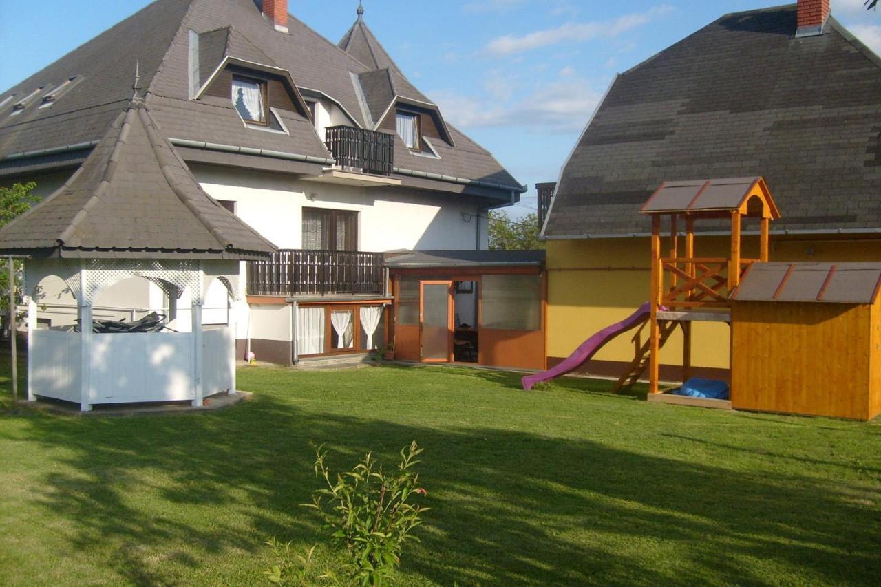 Three-Bedroom Apartment in Gyenesdias I Exterior foto